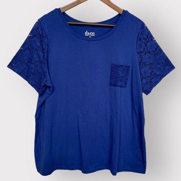D‎ & Co. Top Women Size 1X Blue Round Neck Lace Short Sleeves Pocket Stretch - Picture 1 of 11